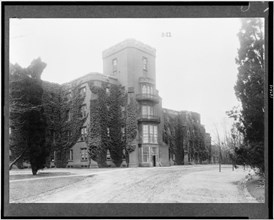Center Building at St. Elizabeths Hospital in Washington, D.C. ca. 1909 to 1932