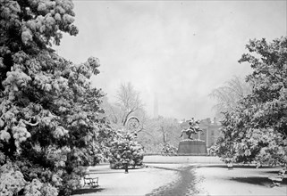 Snow scene, Lafayette Park in Washington D.C. ca. between 1909 and 1923