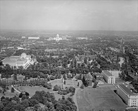 U.S. Capitol from the Washington Monument ca. between 1909 and 1920