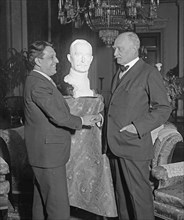 Edgardo Simone and Sir Esme Howard ca. between 1909 and 1932