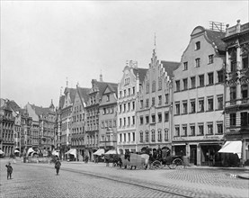 Augsburg, Germany, Maximillia St. with Mercury fountain ca. between 1909 and 1920