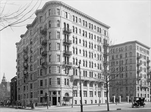 Stoneleigh Court Apartments (1013-1033 Connecticut Avenue, N.W., Washington, D.C.) ca. between 1909 and 1923