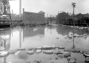 Flood waters in Washington, D.C. ca. 1918