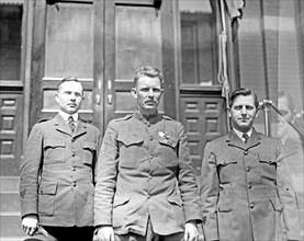 Sgt. York and two soldiers ca.  between 1918 and 1920