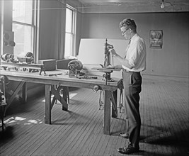 A man working at the Loomis Radio School ca.  between 1918 and 1928