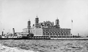 New York, Ellis Island ca.  between 1918 and 1920