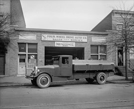 Four Wheel Drive Auto Company, oil truck ca.  between 1918 and 1928