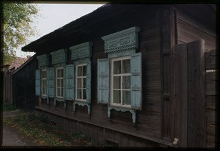Log house, Lenin Street (late 19th century), Usol'e Sibirskoe, Russia; 2000
