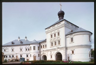 Dormition-Trifonov Monastery, Gate Church of St. Nicholas (1690-95), and abbott's chambers (1719), southeast view, Viatka, Russia 1999.
