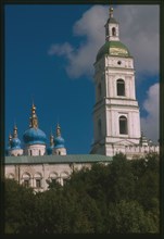 South panorama of Tobol'sk kremlin, with cupolas of Cathedral of St. Sophia and Dormition (1681-86); the Treasury (Swedish Chambers) (1712); and the cathedral bell tower (1794-97), Tobol'sk, Russia 19...