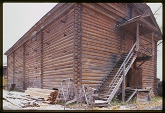 Log barn, Kirov Street (around 1900), Eniseisk, Russia; 1999
