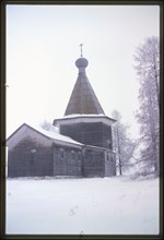 Log Church of the Epiphany (1787), southwest view, Oshevensk, Russia 1999.