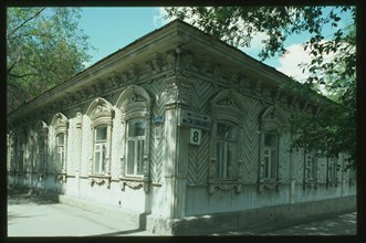 Wooden house (Karl Marx Street #66), (late 19th century), Cheliabinsk, Russia; 2003