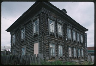 Log house, Pushkin Street #13 (around 1900), Tobol'sk,Russia 1999.