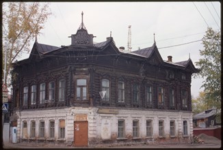 Brick and log house, Voikova Street #21 (late 19th century), Tomsk, Russia; 1999