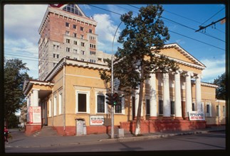 Noblemen's Assembly (1830), west facade, Perm', Russia 1999.