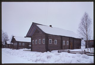 Log houses (late 19th century), Oshevensk, Russia 1998.