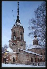 Church at Sloboda village (late 18th century), southwest view, Vologda, Russia 2000.
