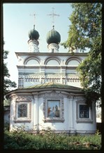 Church of the Epiphany (1687-95), east view, Solikamsk, Russia 1999.