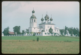 Ilinskii Pogost, Church of Elijah the Prophet (mid-17th century and early 19th century), southwest view, Kadnikov, Russia 1998.