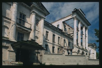 Demidov-Rastorguev Mansion (White House), (1824), main facade, Kyshtym, Russia; 2003