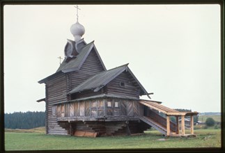 Church of Transfiguration, from Yanidor village (1702), northwest view, reassembled at Khokhlovka Architectural Preserve, Russia 1999.