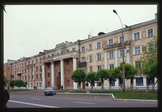 Apartment building (Soviet Street 9), (1938), Komsomol'sk-na-Amure, Russia; 2002
