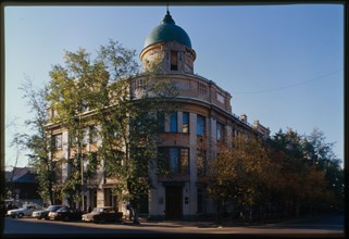 Vtorov Building (1907), Chita, Russia; 2000