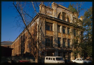 Vtorov Building (Anokhin Street, 1907), Chita, Russia; 2000