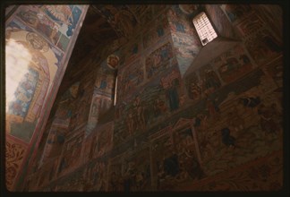 Church of Elijah the Prophet (1647-50), interior, south wall, with frescoes including scenes from the life of the Prophet Elisha, disciple of the Prophet Elijah, (1680-81), Yaroslavl', Russia; 1994
