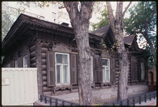 A. Faizukhanov house, Gorkii Street #18 (1914), Novosibirsk, Russia 1999.