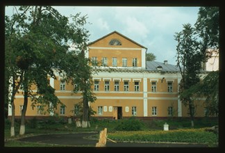 House of Director of Zlatoust Mining District (early 19th century), Zlatoust, Russia; 2003