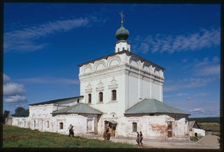 Ascension-Trinity Monastery, Church of the Ascension (1704), southeast view, Solikamsk, Russia; 2000