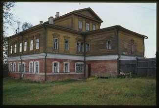 Riazantsev Salt Works, main office (1882-1884), Solikamsk, Russia; 2000