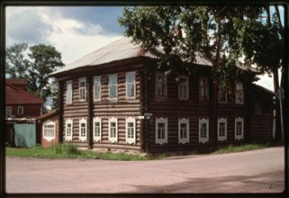 Log house, Belousov Street, No. 17 (19th century), Tot'ma, Russia 1998.