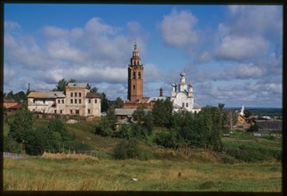 North panorama, with Church of the Transfiguration (1756), (left), Resurrection Cathedral (1750-54, 1908-1911), and bell tower (1908-1911), Cherdyn', Russia; 2000