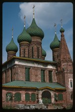 Church of Saint Nicholas Mokryi (1665-72), south view, with bell tower, Yaroslavl, Russia; 1994