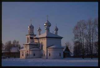 Church of the Nativity of the Virgin (1682), southeast view, Kargopol', Russia 1999.