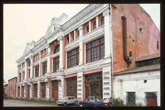 Iaushev Brothers Passage (1907-09), Troitsk, Russia; 2003