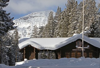 Northeast Entrance in winter in Yellowstone National Park; Date:  15 February 2013