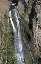 Crystal Falls in Yellowstone National Park; Date: 19 August 2014