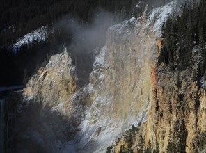 Wall of the Grand Canyon of the Yellowstone in Yellowstone National Park; Date: 29 October 2013