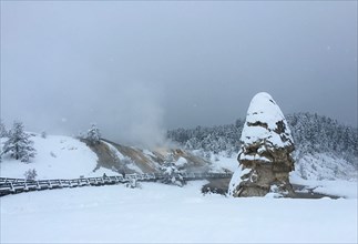 Palette Spring and Liberty Cap at Mammoth Hot Springs in Yellowstone National Park; Date: 3 November 2015