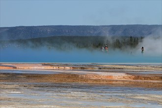Visitors on boardwalk at Grand Prismatic Spring in Midway Geyser Basin in Yellowstone National Park; Date:  18 June 2013
