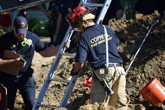 Rescuers Help Trapped Construction Worker, firemen from neighboring towns also help Irving, TX USA