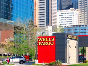 Wells Fargo Bank in downtown Dallas, TX