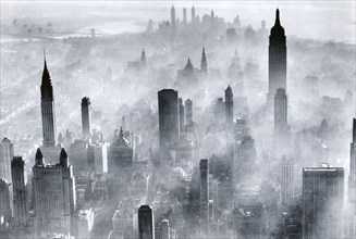 New York City shrouded in smog, 1973