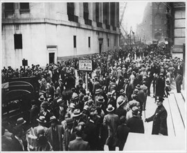 Wall Street in panic, 1929