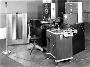 his is a photograph of sound recording equipment