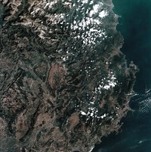 Vertical view of the Mediterranean coastal area of southeastern France